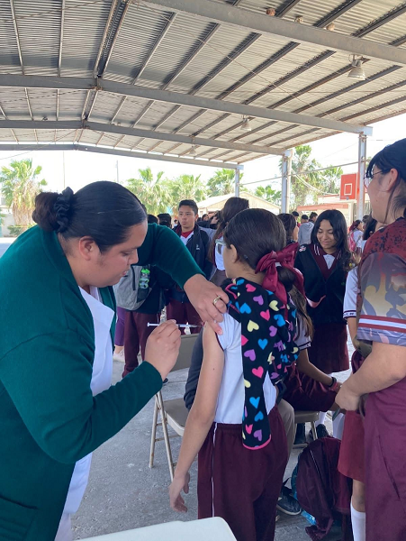 Promueve DIF Matamoros la asistencia social con brigada de servicios en la Escuela Secundaria #81 “Luis Caballero”